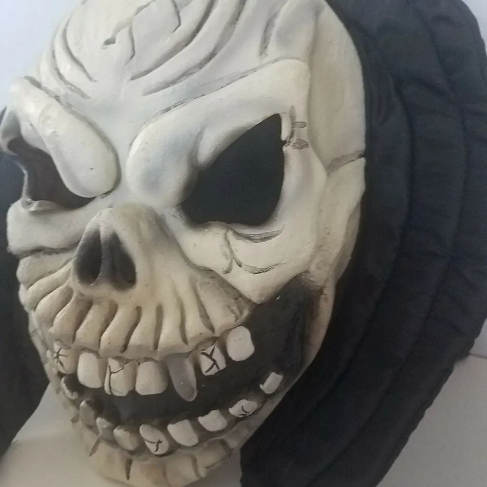 Vintage Halloween Mask Easter Unlimited Scary Face Crypt Ghoul Skeleton Skull